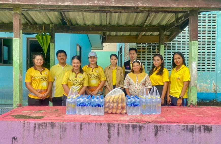 ลงพื้นที่ตรวจเยี่ยม ติดตามสถานการณ์น้ำท่วม และพัฒนาโรงเรียนบ้านสองแพรก และโรงเรียนทุ่งตาพลวิทยา